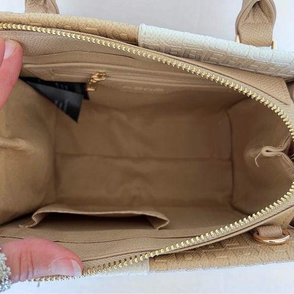 Bebe - Color Block hand bag - Picture 11 of 12